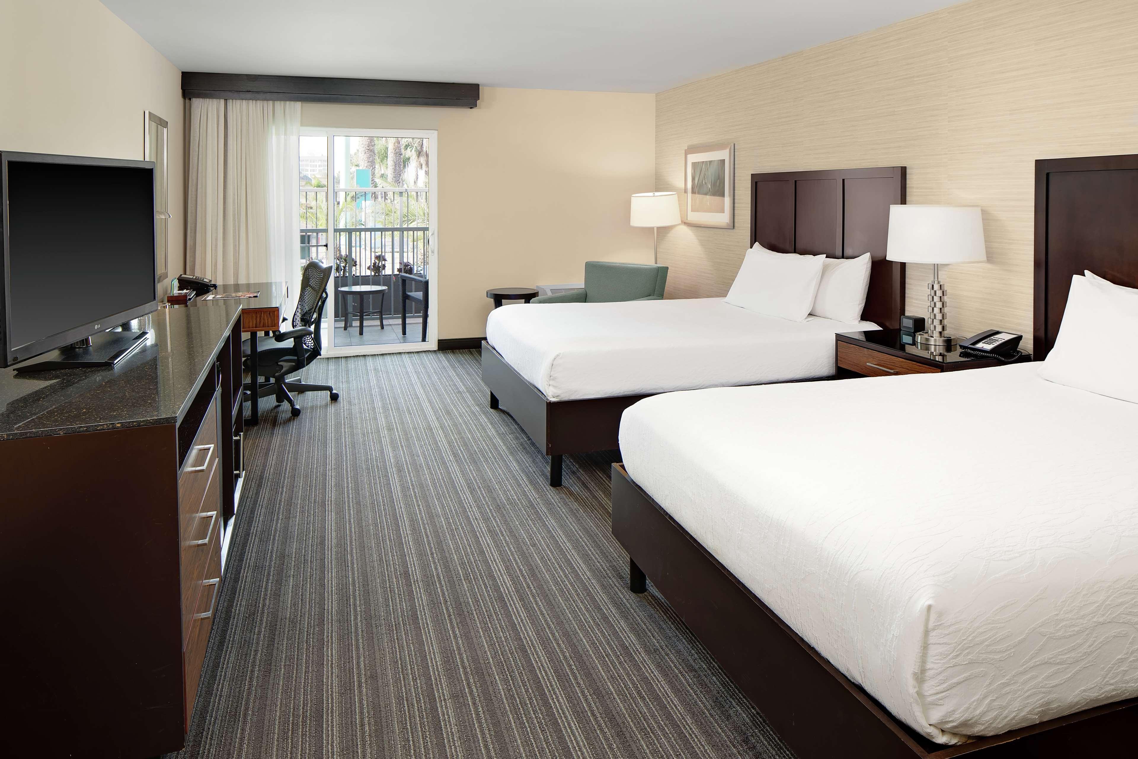 Hilton Garden Inn Los Angeles Marina Del Rey Bagian luar foto