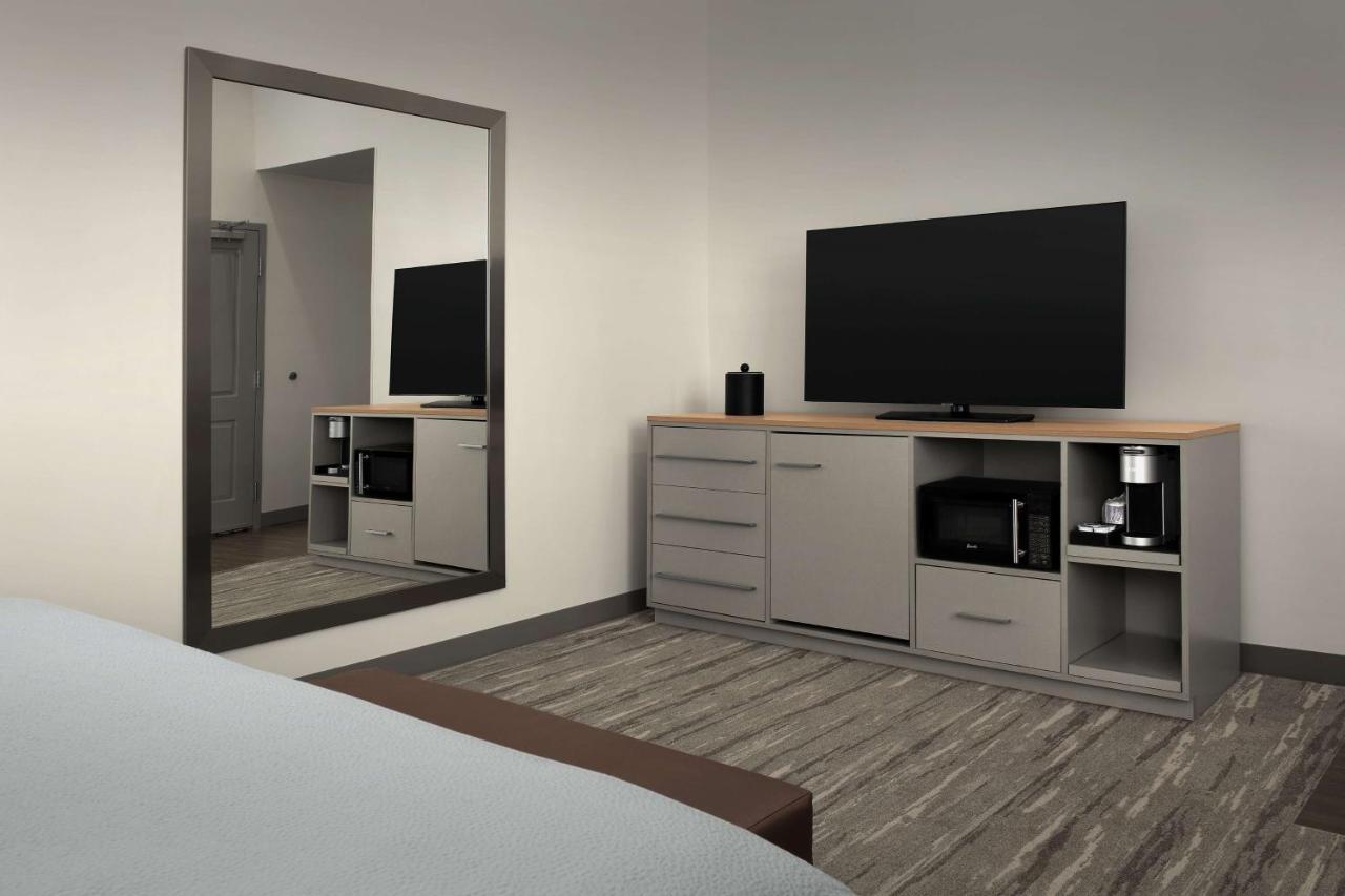 Hilton Garden Inn Los Angeles Marina Del Rey Bagian luar foto