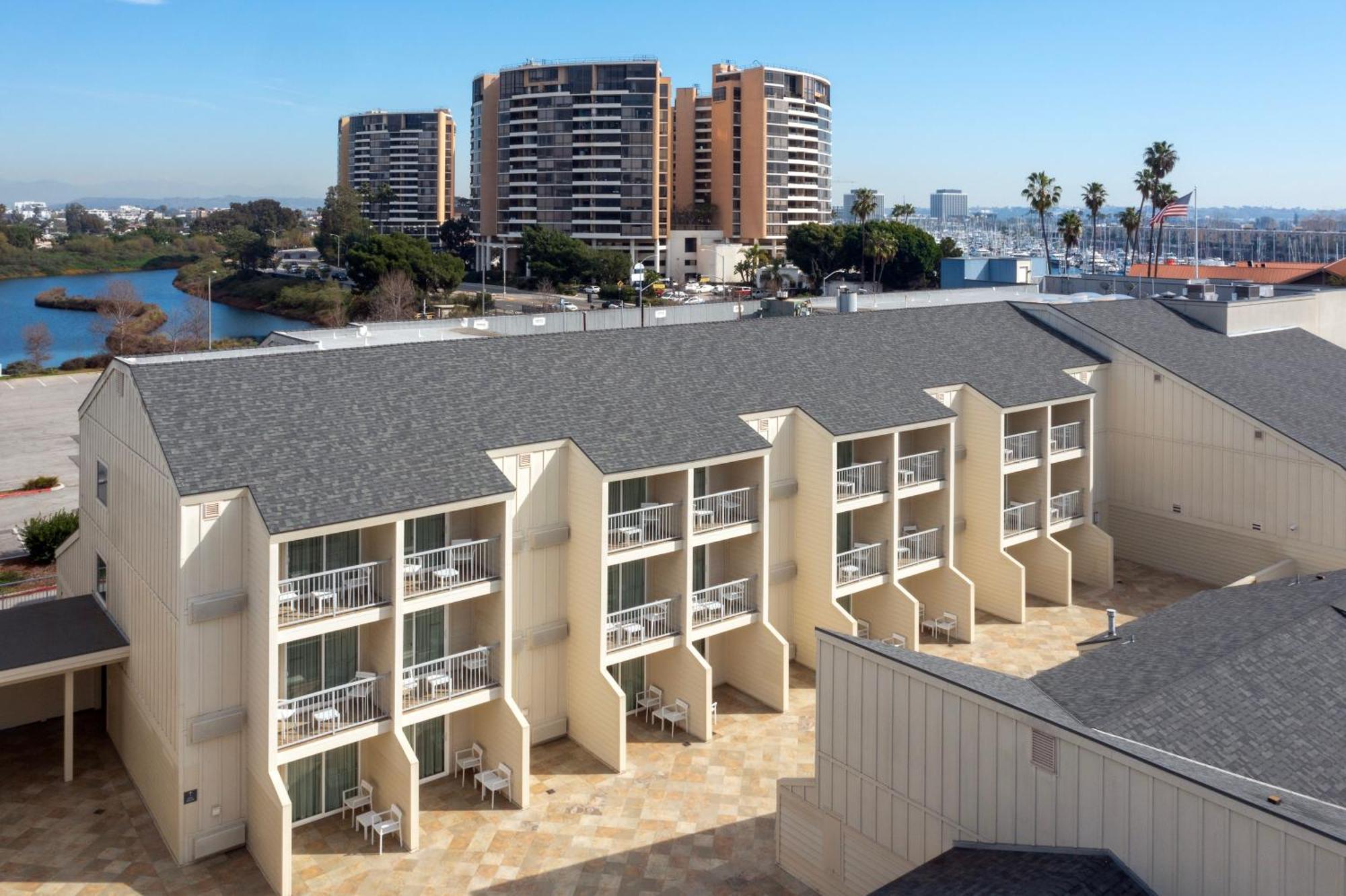 Hilton Garden Inn Los Angeles Marina Del Rey Bagian luar foto